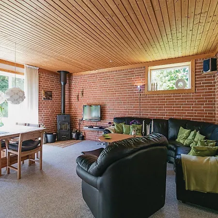 Three-bedroom Holiday In *